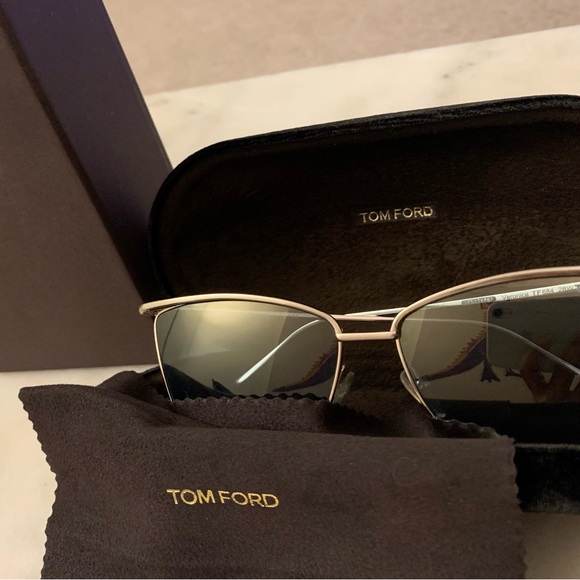 TOM FORD Veronica Sunglasses AUTHENTIC